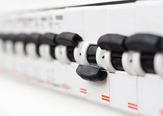 Wat moet u doen bij een stroomstoring of gaslucht?