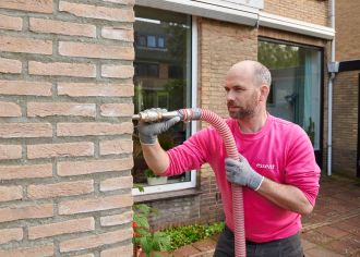 Muur injecteren tegen vocht